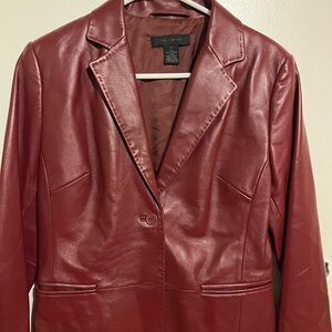 jacket in wine color size 6